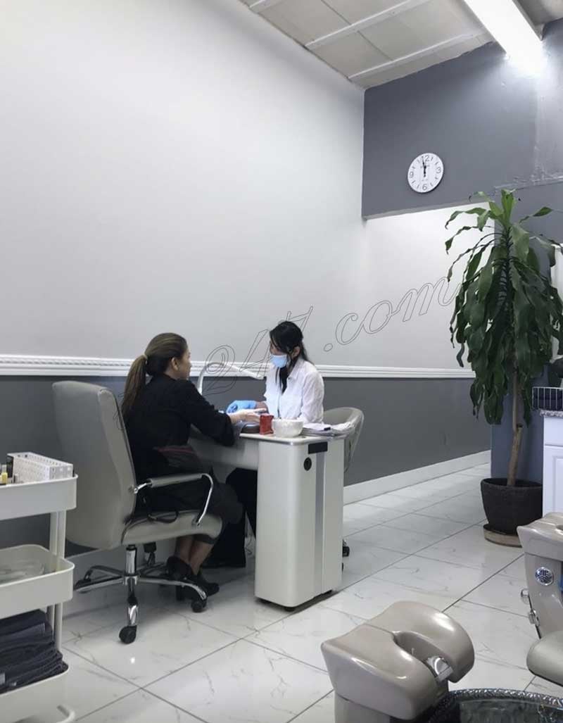 Sang Tiệm Nails In Ventura CA