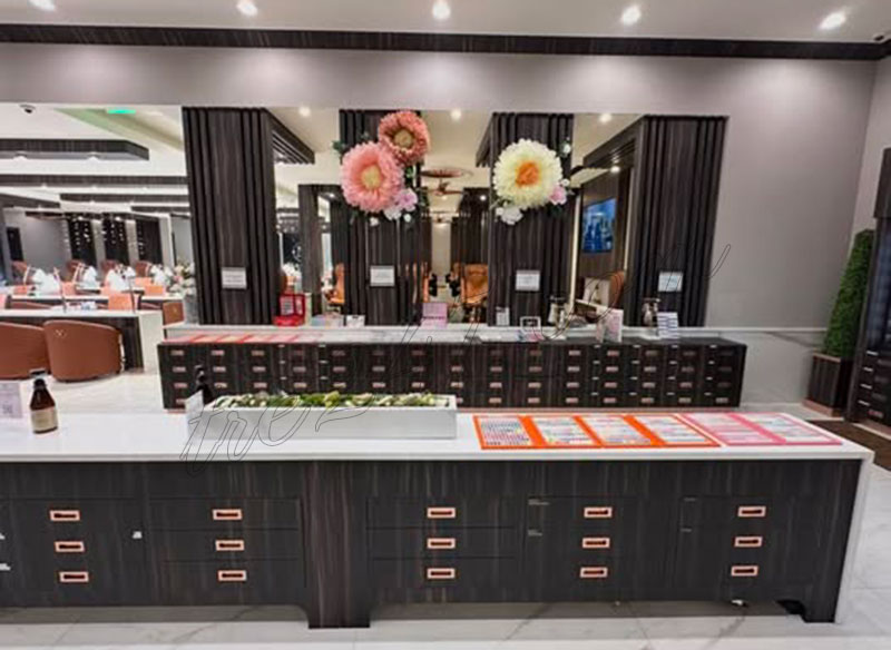 Cần Gấp Thợ Nails Đông Khách Tại Thành Phố Atlanta GA