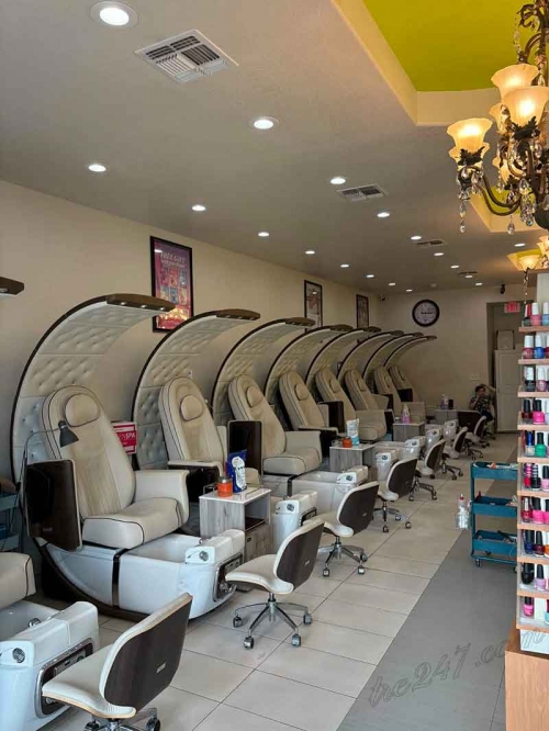 Cần Thợ Nail tại Lindale, Texas – Tay chân nước