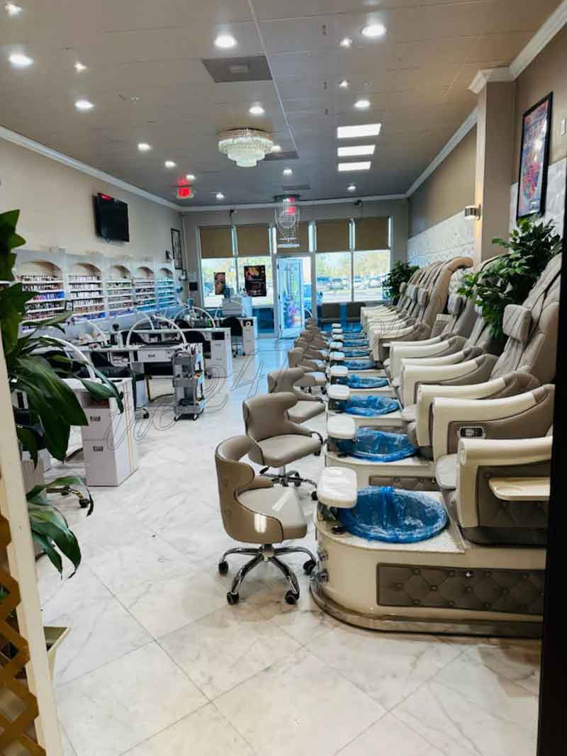 Sang Tiệm Nail tại Clearwater, Florida – Giá $150,000