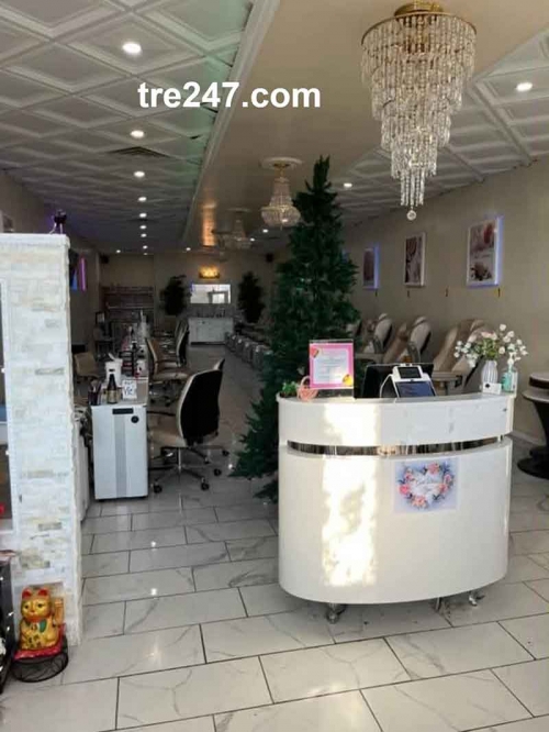 Sang Tiệm Nail tại Elkins, West Virginia – 10 bàn, 10 ghế
