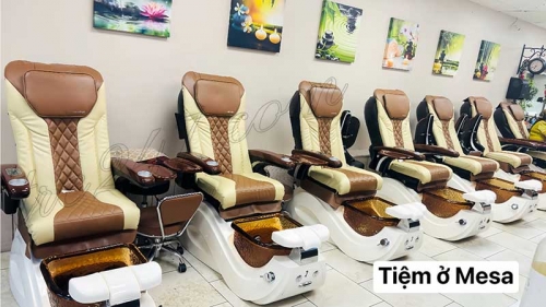 Cần Bán 2 Tiệm Nail Ở AZ