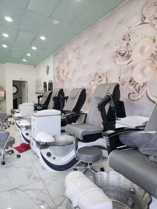 Sang Tiệm Nail tại Lynchburg, Virginia – Income $20,000