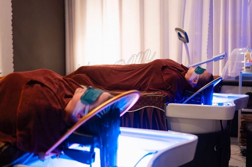 Sang Tiệm Nail tại Midland, Texas – 10 bàn, 10 ghế