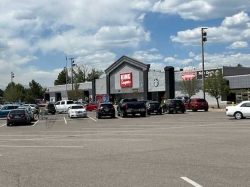 Sang Tiệm Nail tại Arvada, Colorado – Rent $4,448/ month